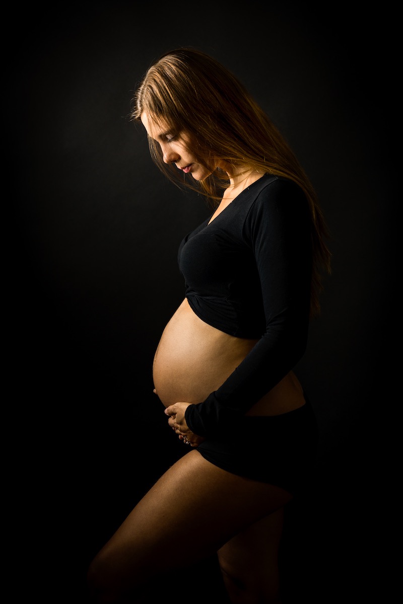 schwangerschaftsfoto low-key zürich